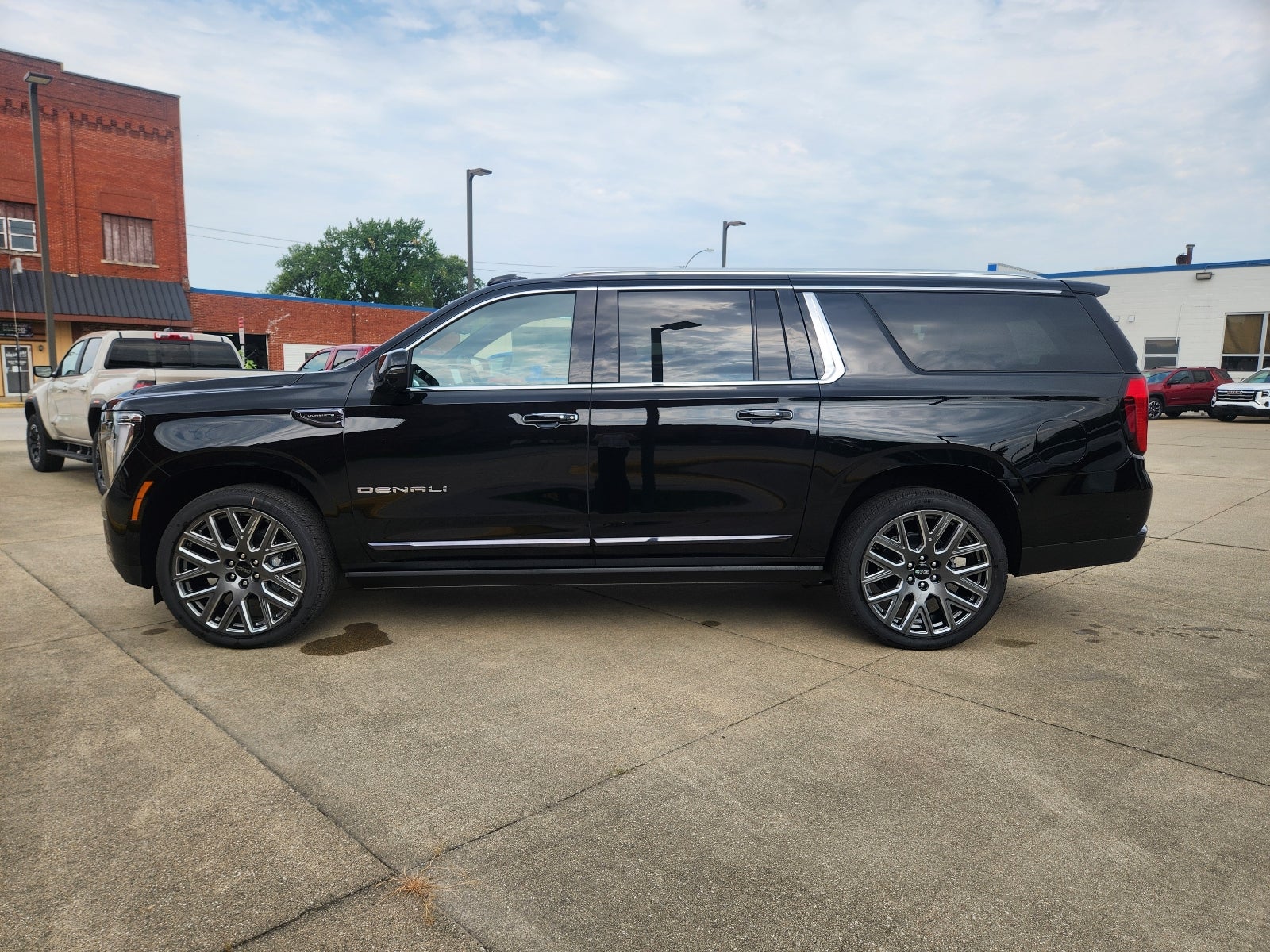 2026 GMC Yukon XL Denali Ultimate