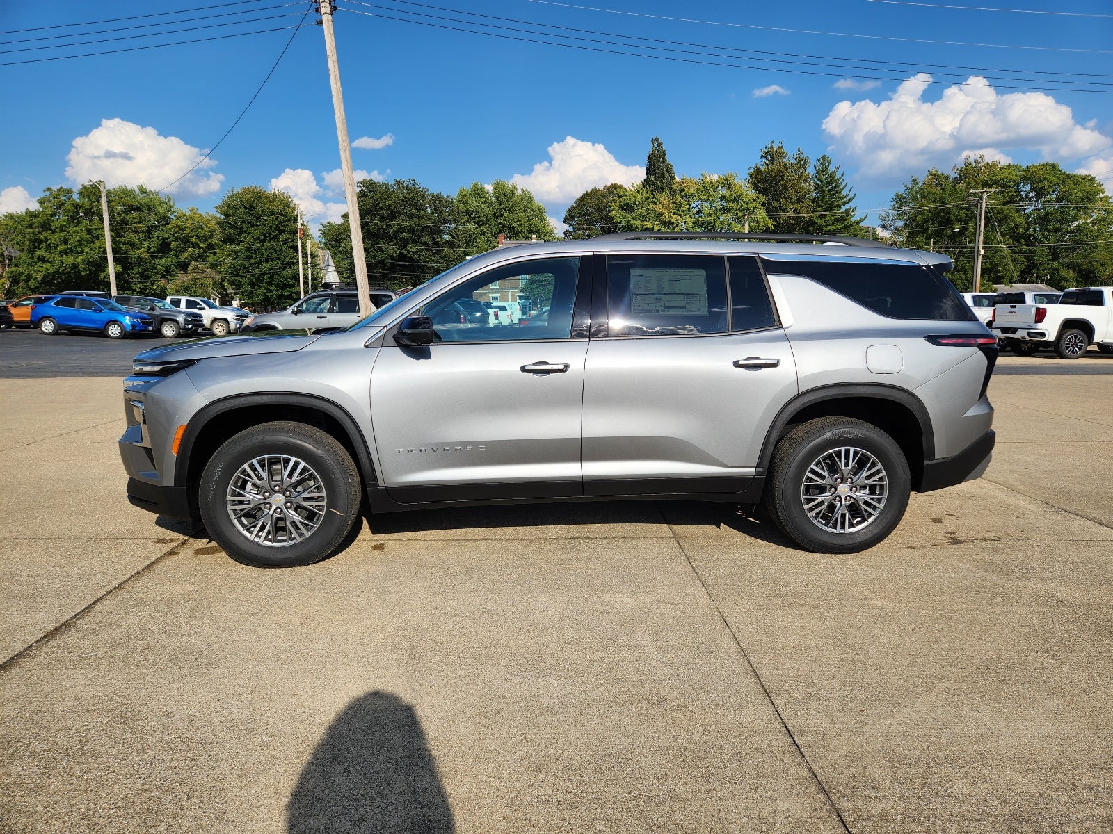 2027 Chevrolet Traverse LT