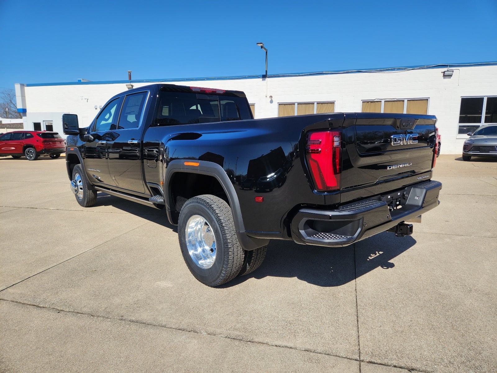 2026 GMC Sierra 3500 HD Denali Ultimate DRW