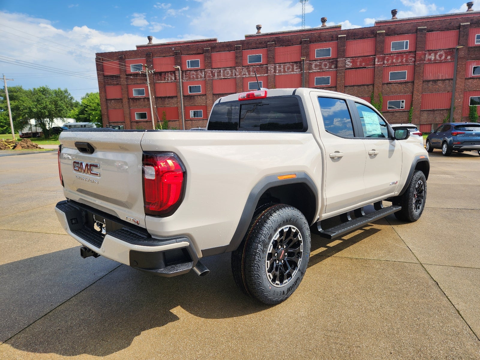 2026 GMC Canyon AT4