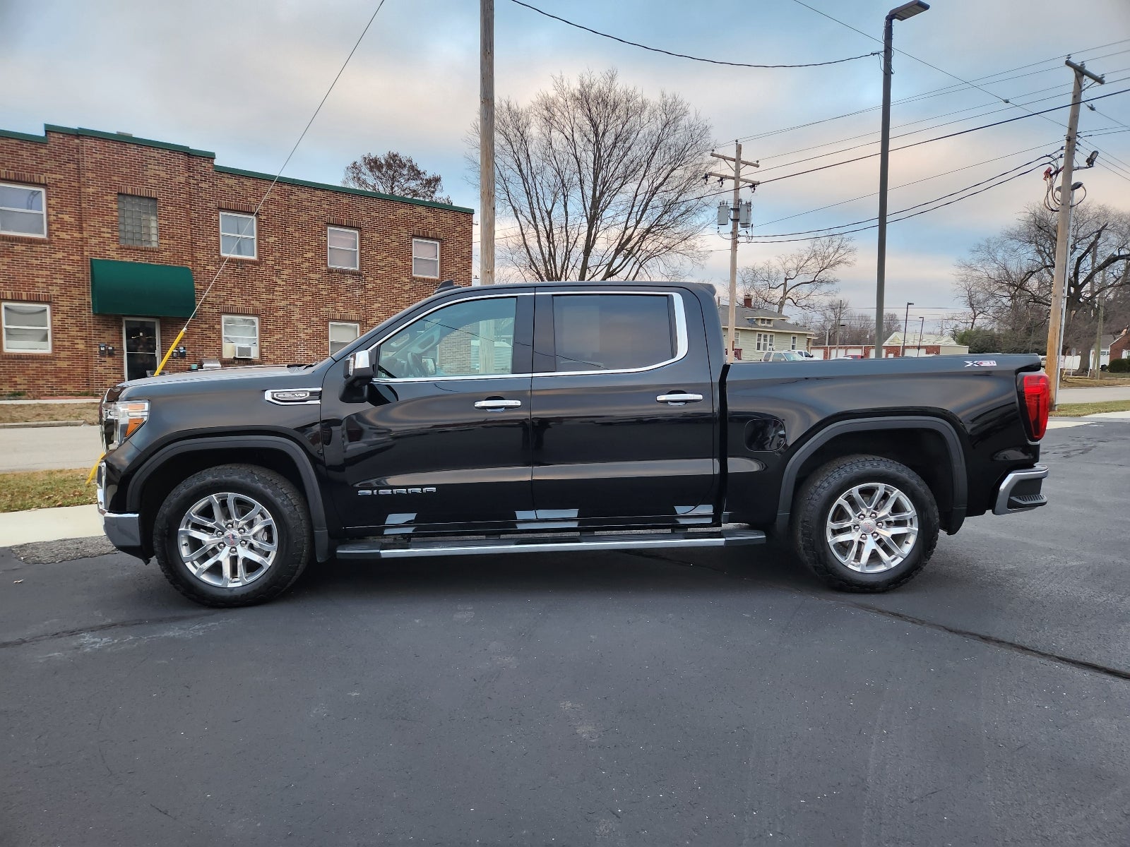 2021 GMC Sierra 1500 SLT