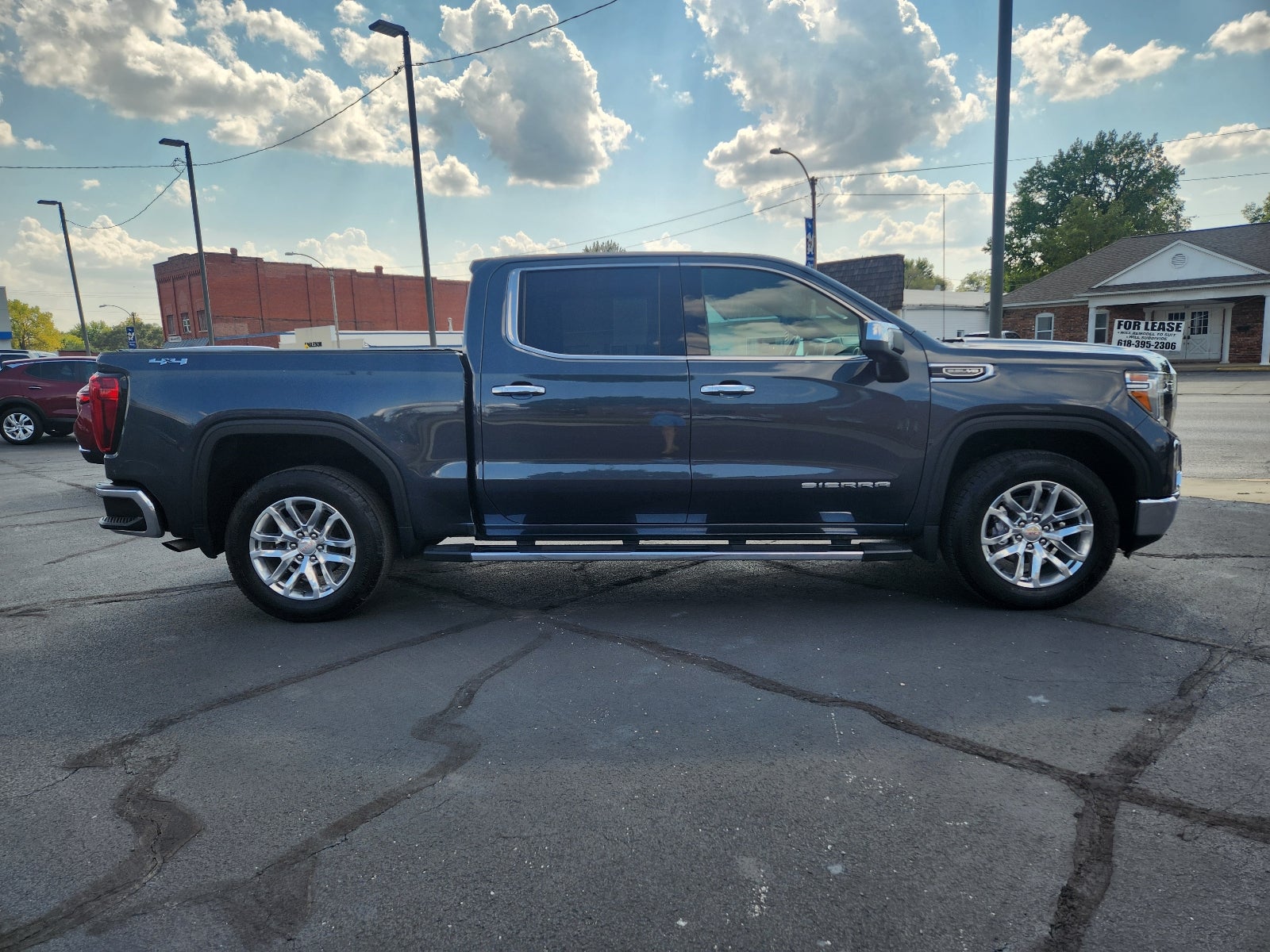 2021 GMC Sierra 1500 SLT