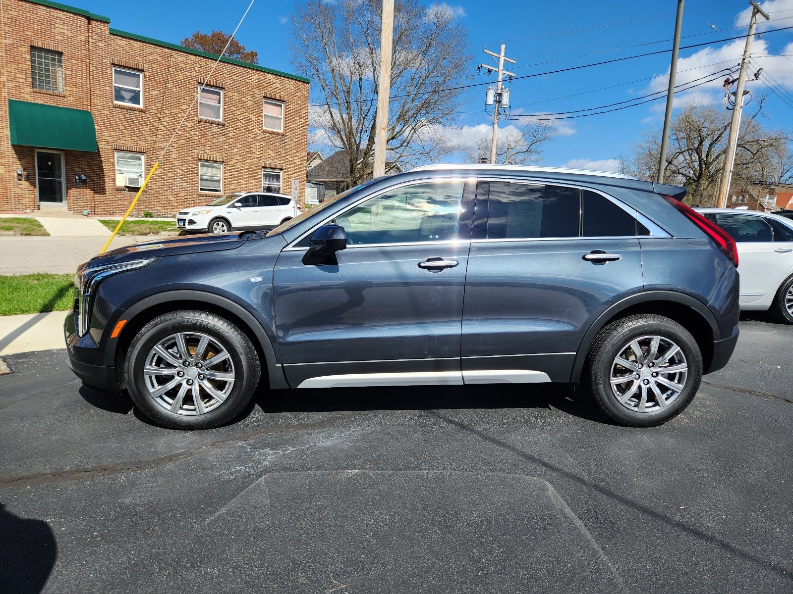 2019 Cadillac XT4 FWD Premium Luxury