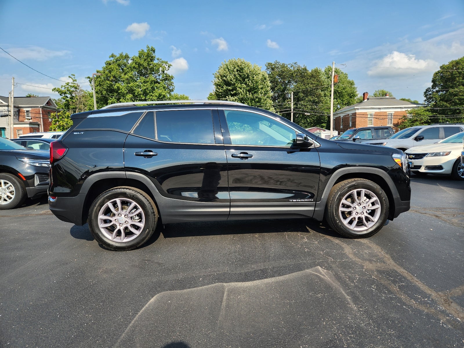 2024 GMC Terrain SLT