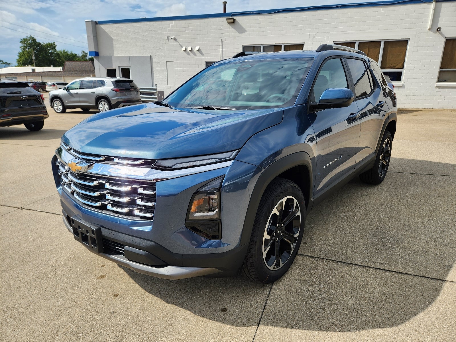 2027 Chevrolet Equinox LT