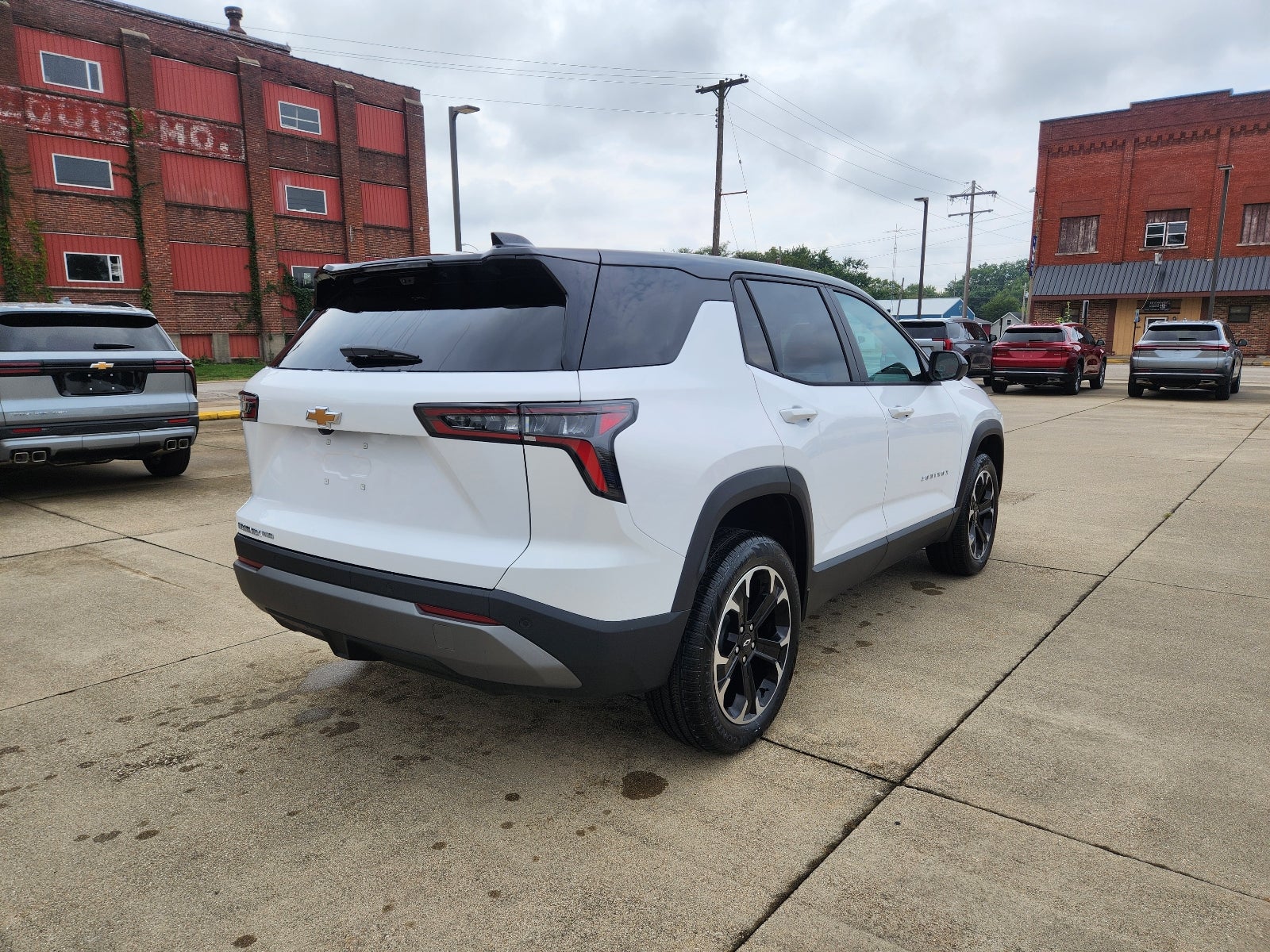 2027 Chevrolet Equinox LT
