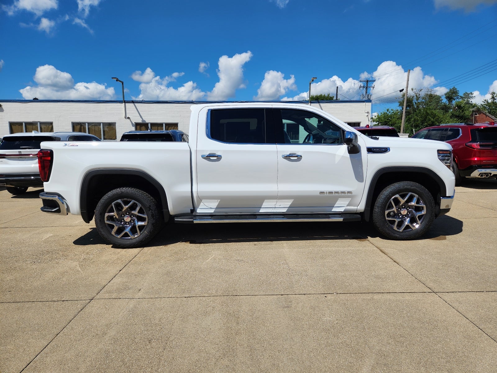 2026 GMC Sierra 1500 SLT
