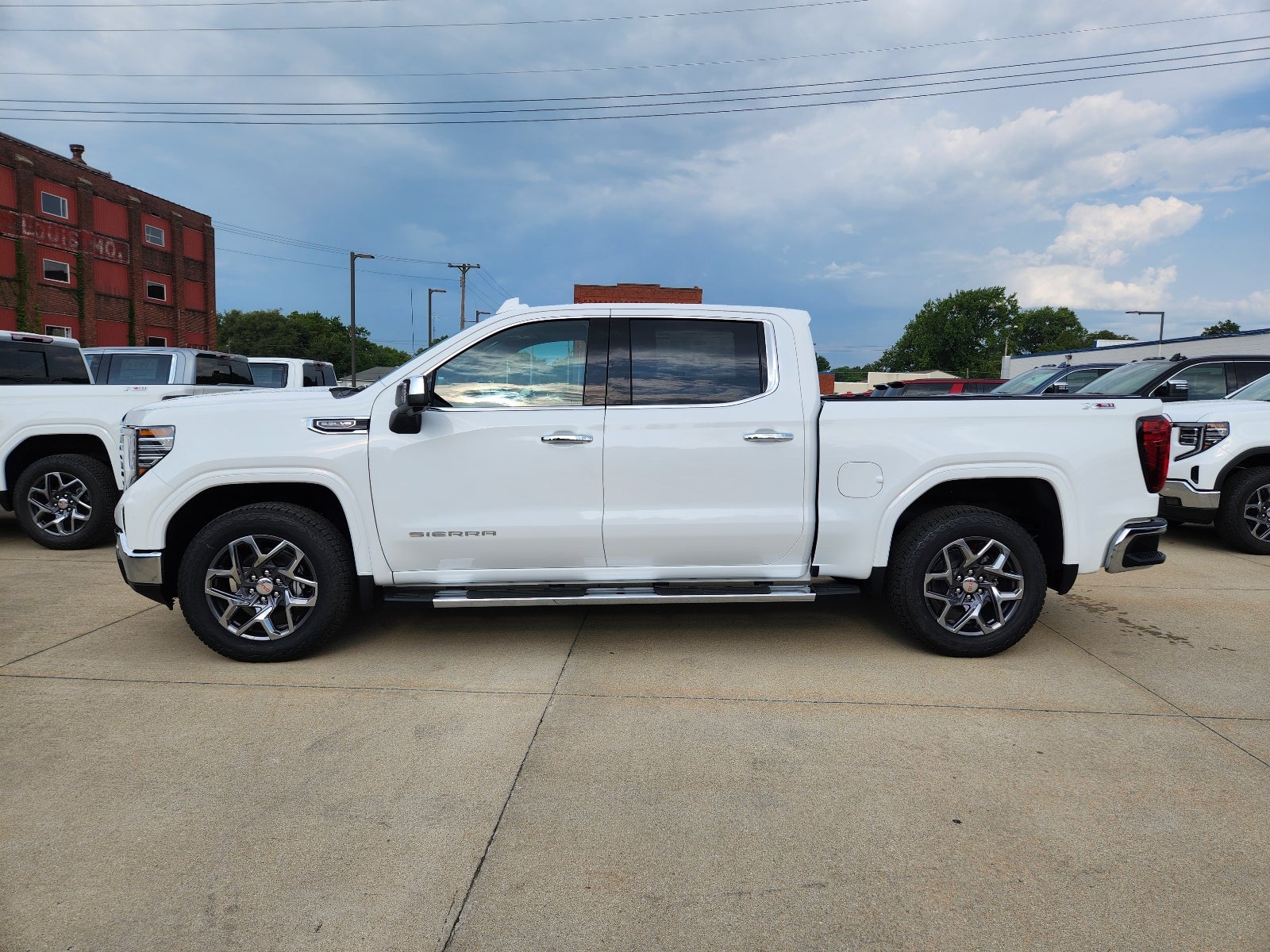 2026 GMC Sierra 1500 SLT