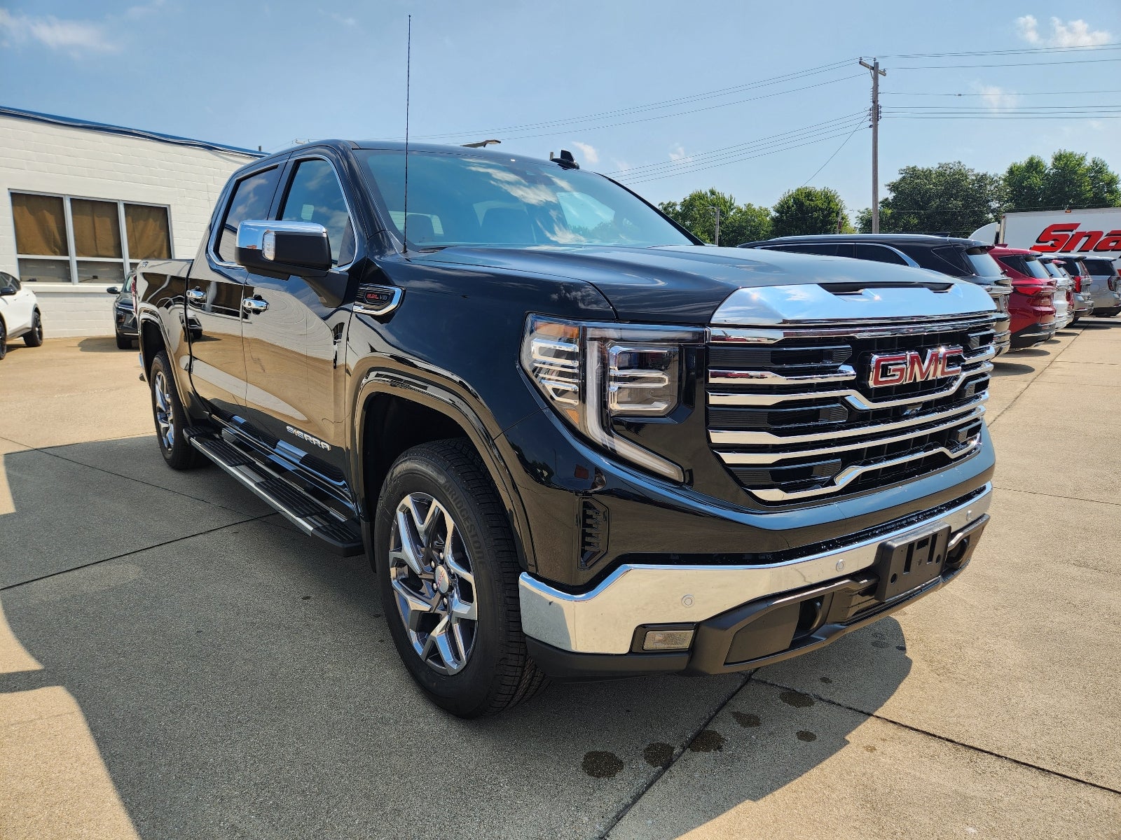 2026 GMC Sierra 1500 SLT