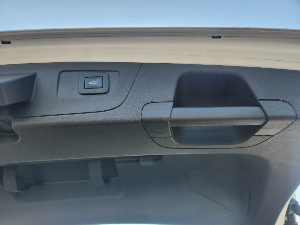 2018 Buick Regal TourX Essence