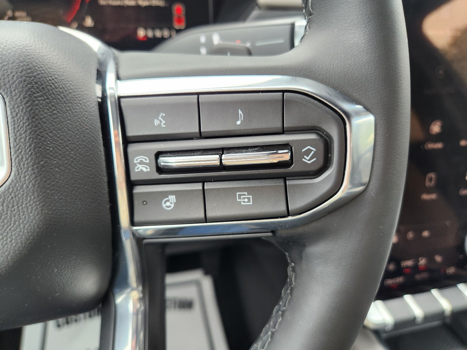 2024 GMC Acadia Elevation