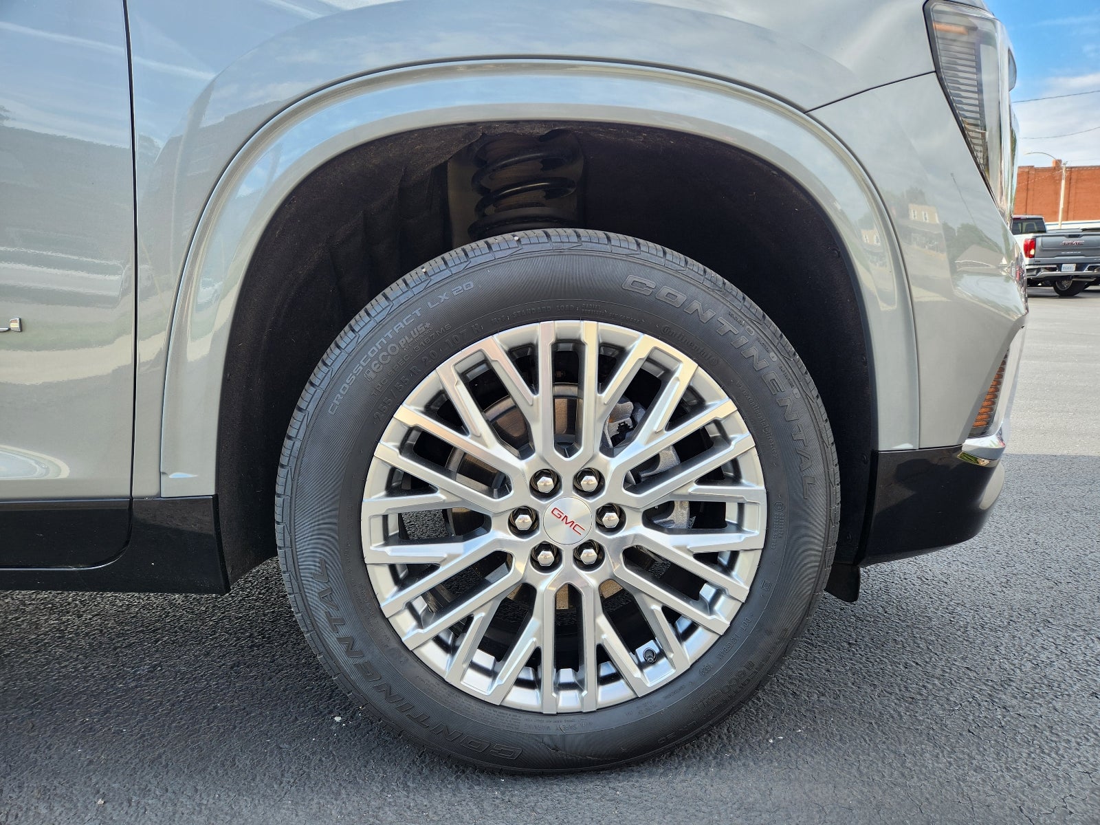 2024 GMC Acadia Denali