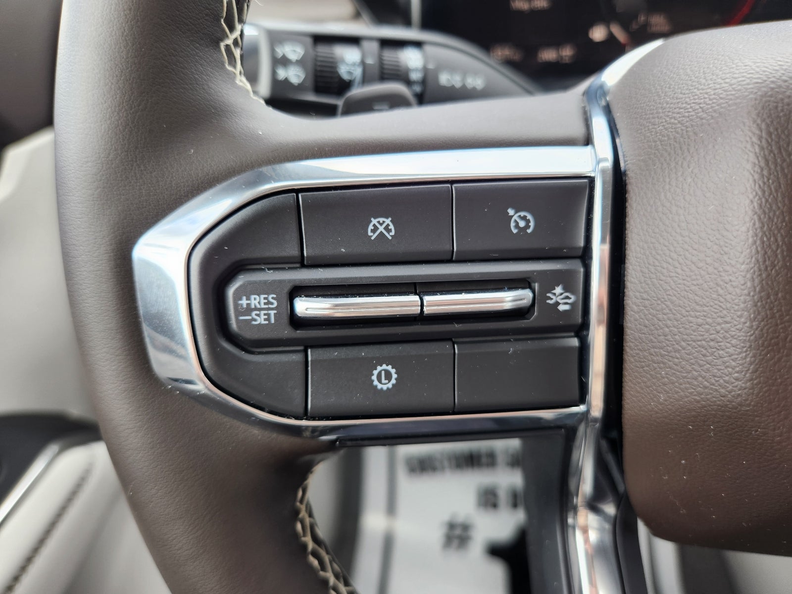 2024 GMC Acadia Denali
