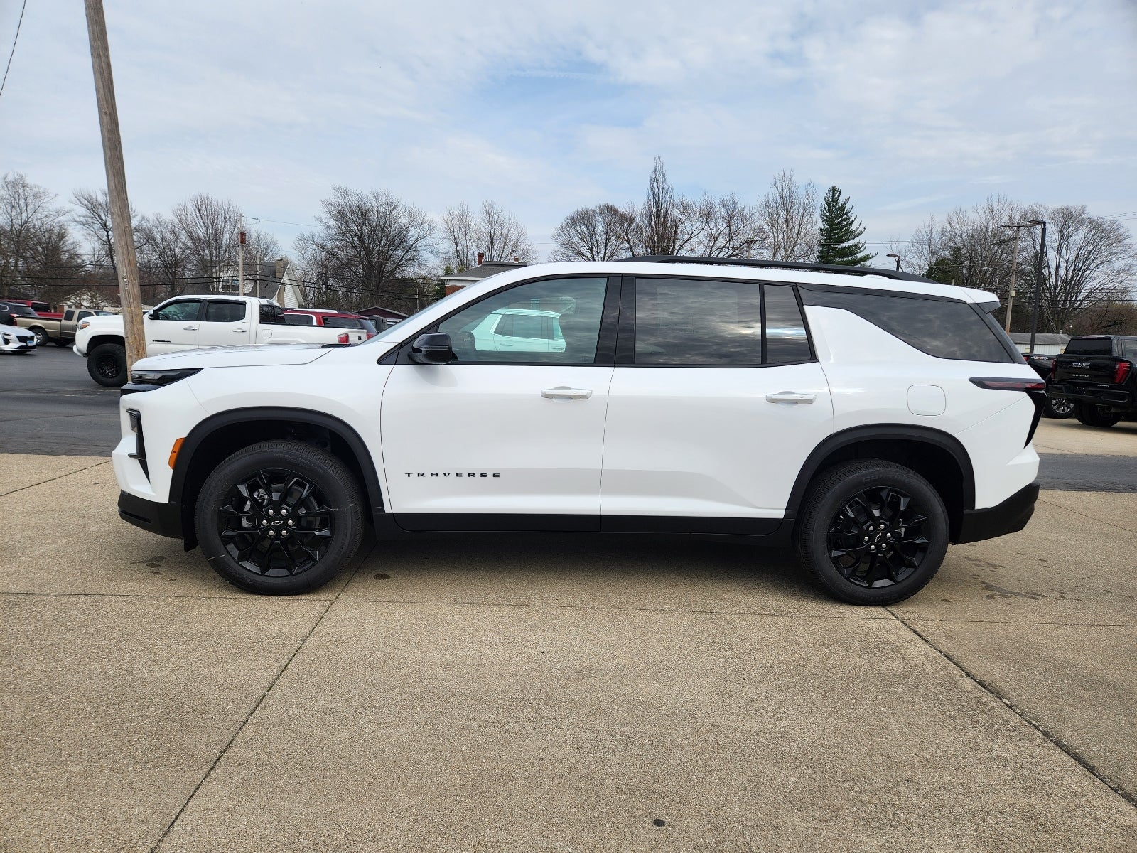 2026 Chevrolet Traverse LT